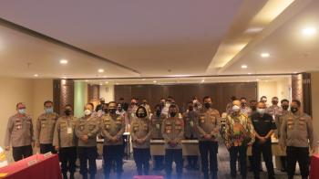 Wakapolda Lampung Brigjelpol Subiyanto Membuka Kegiatan Pelatihan Operator Command Center